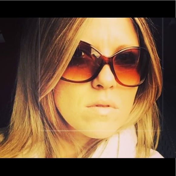 Meet your Posher, Samantha - Picture 1 of 1